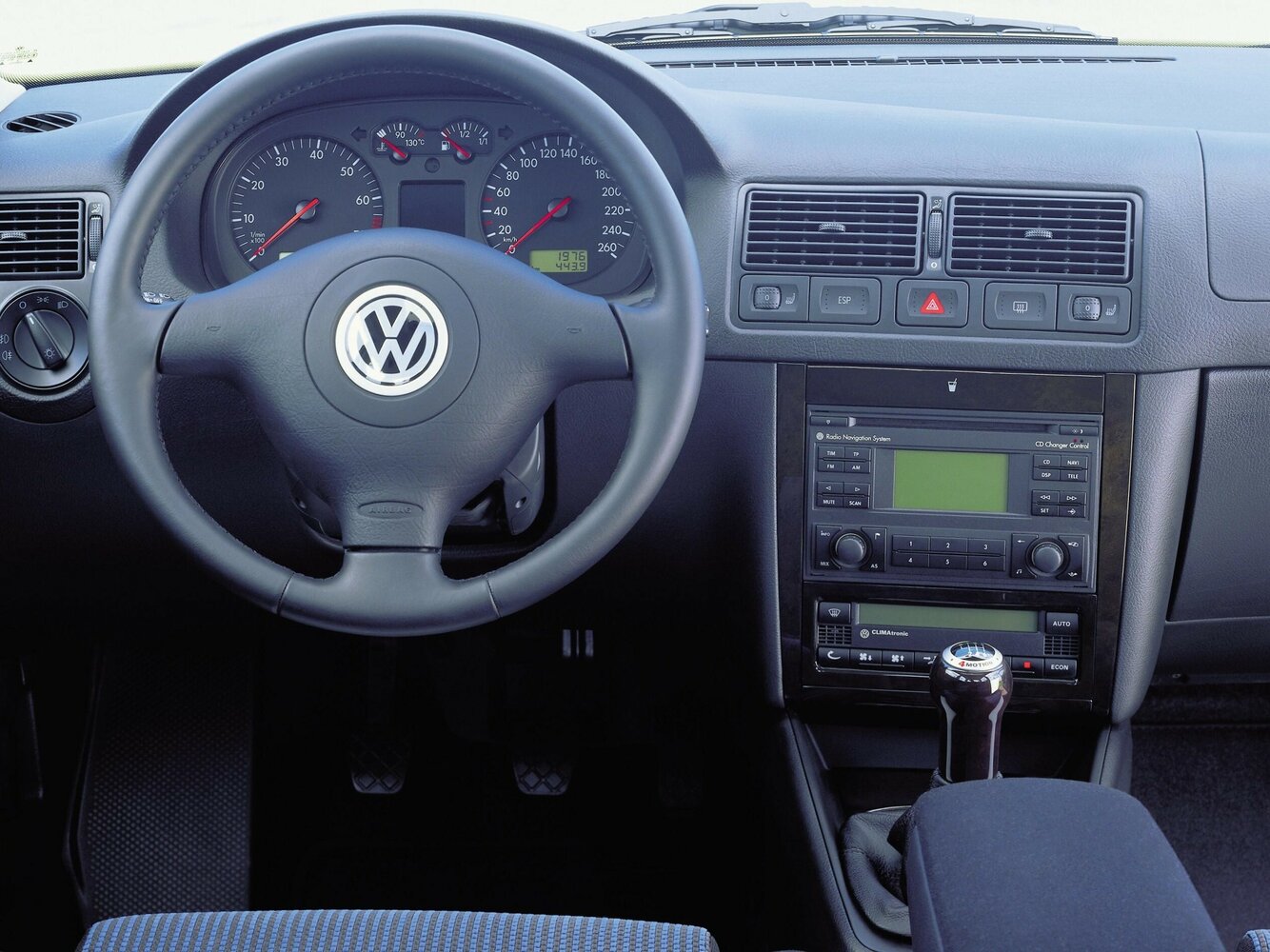 Volkswagen Golf, IV, 1997–2006, Хэтчбек 3 дв.: Передняя панель