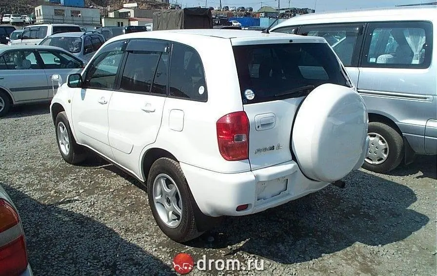 Toyota RAV4, Generation 2, XA20, Japan, 05.2000 - 07.2003: generation photograph 17795