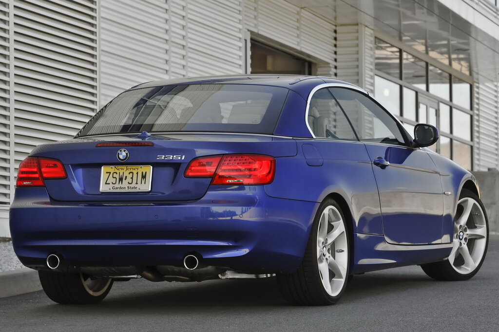 BMW 3-series, 5 поколение, E93, рестайлинг, Открытый кузов, США, 03.2010 - 07.2013: фото поколения 7