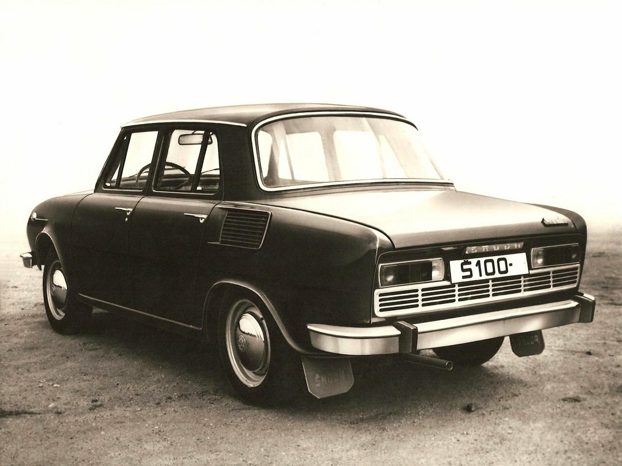 Skoda 100/110, , 1969–1980, Седан: Вид сзади в три четверти