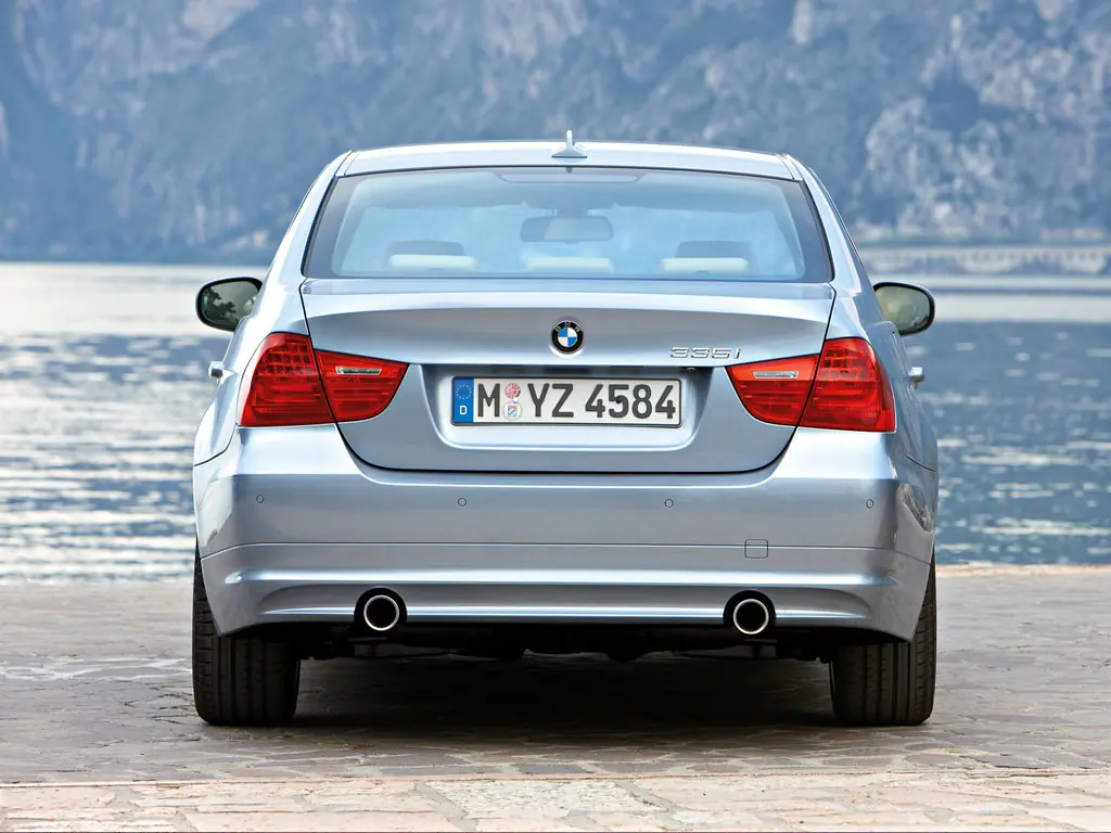 BMW 3-series, 5 поколение, E90, рестайлинг, Седан, Россия, 09.2008 - 01.2012: фото поколения 4