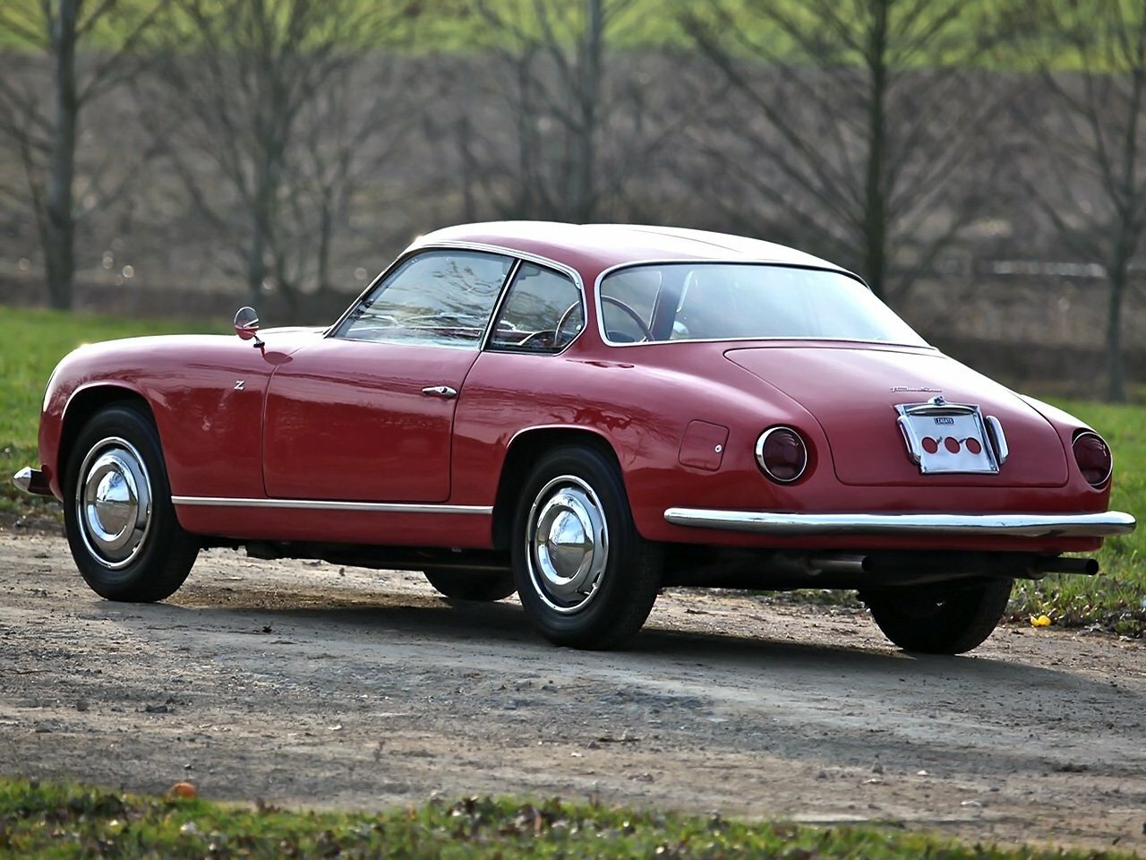 Lancia Flaminia, , 1952–1970, Купе: Вид сзади в три четверти
