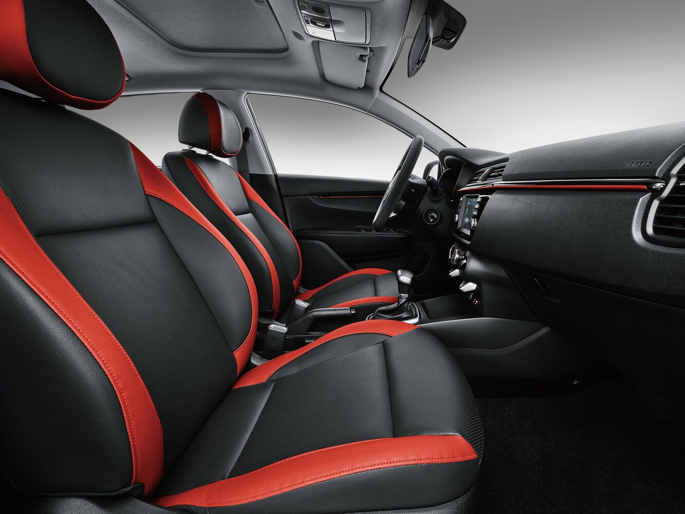Kia KX Cross, , 2017–2020, Хэтчбек 5 дв.: Передняя часть салона