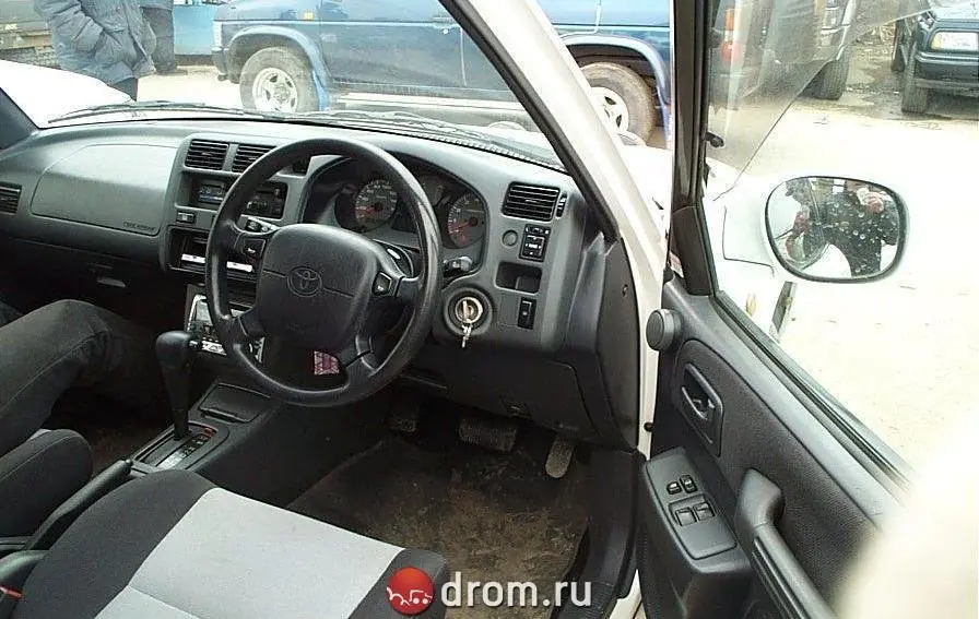 Toyota Rav4, 1 поколение, XA10, рестайлинг, Джип/suv 5 дв., Япония, 09.1997 - 04.2000: фото поколения 18