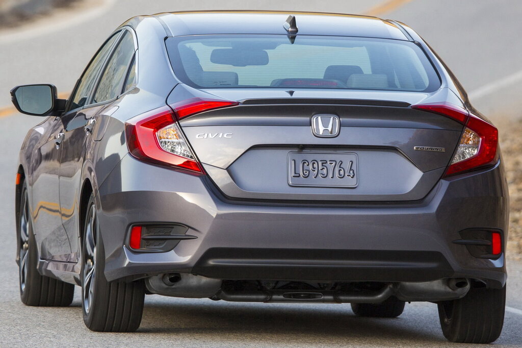 Honda Civic, 10 поколение, FC, Седан, США, 09.2015 - 07.2019: фото поколения 16