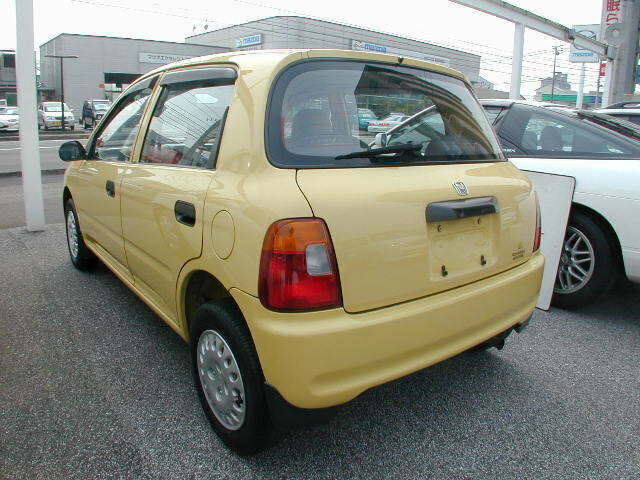 Honda Today, II, 1993–1998, Sedan: Rear three-quarter view