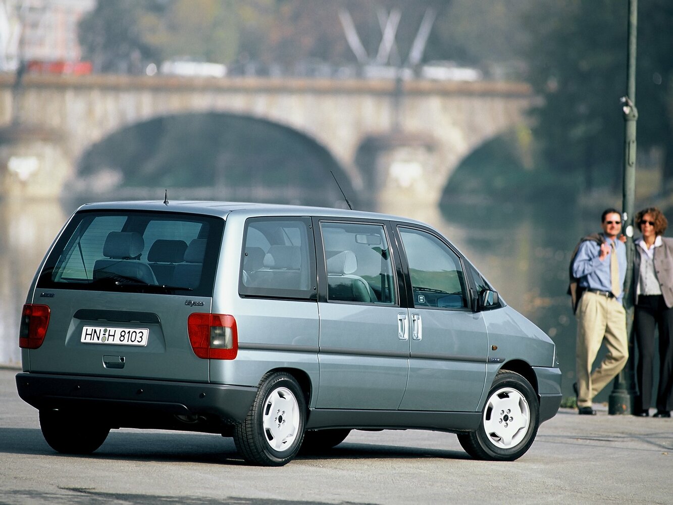 Fiat Ulysse, I Рестайлинг, 1998–2002, Компактвэн: Вид сзади в три четверти