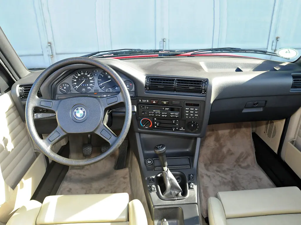BMW 3-series, 2 поколение, E30, Открытый кузов, Европа, 07.1985 - 04.1993: фото поколения 15