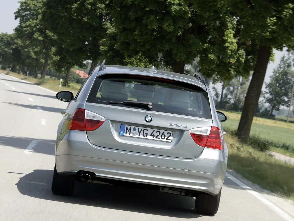 BMW 3-series, 5 поколение, E90, Универсал, Европа, 12.2004 - 08.2008: фото поколения 7