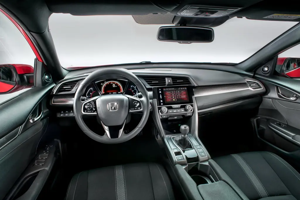 Honda Civic, 10 поколение, FK, Хэтчбек 5 дв., Европа, 12.2016 - 11.2019: фото поколения 26