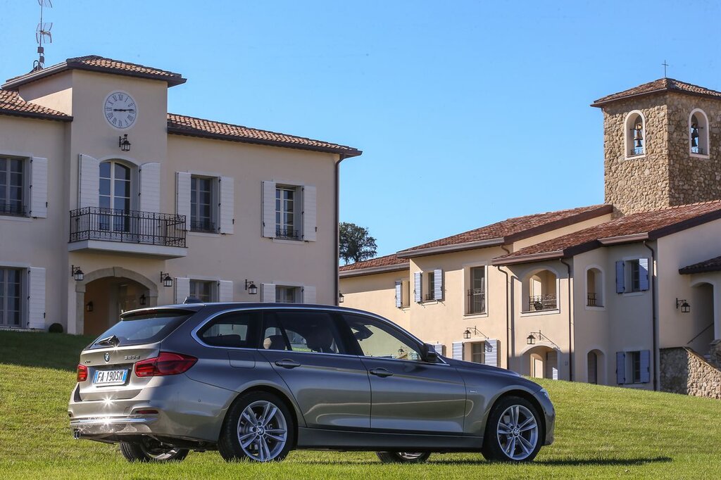 BMW 3-series, 6 поколение, F30, рестайлинг, Универсал, Европа, 05.2015 - 06.2019: фото поколения 7