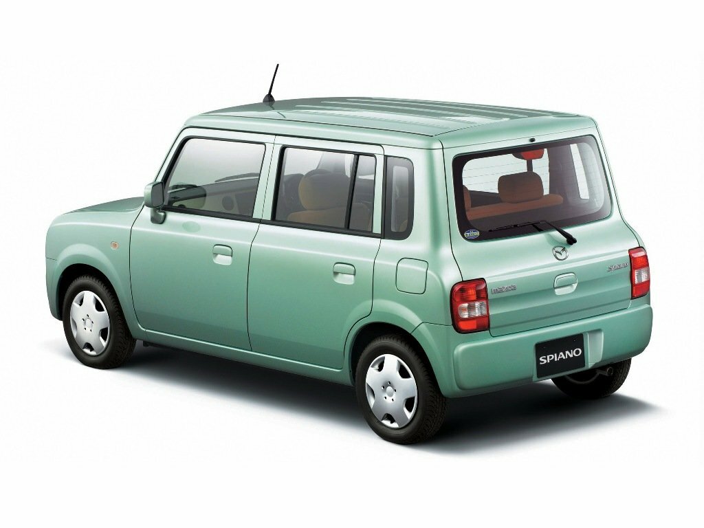 Mazda Spiano, , 2002–2008, Hatchback 5 door: Rear three-quarter view