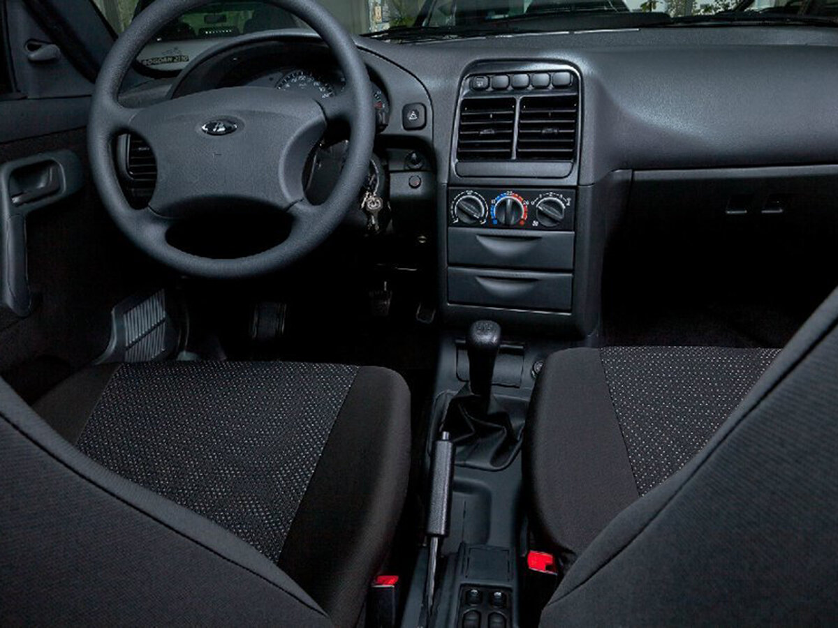 Lada (ВАЗ) 2110, , 1995–2014, Седан Богдан: Передняя панель