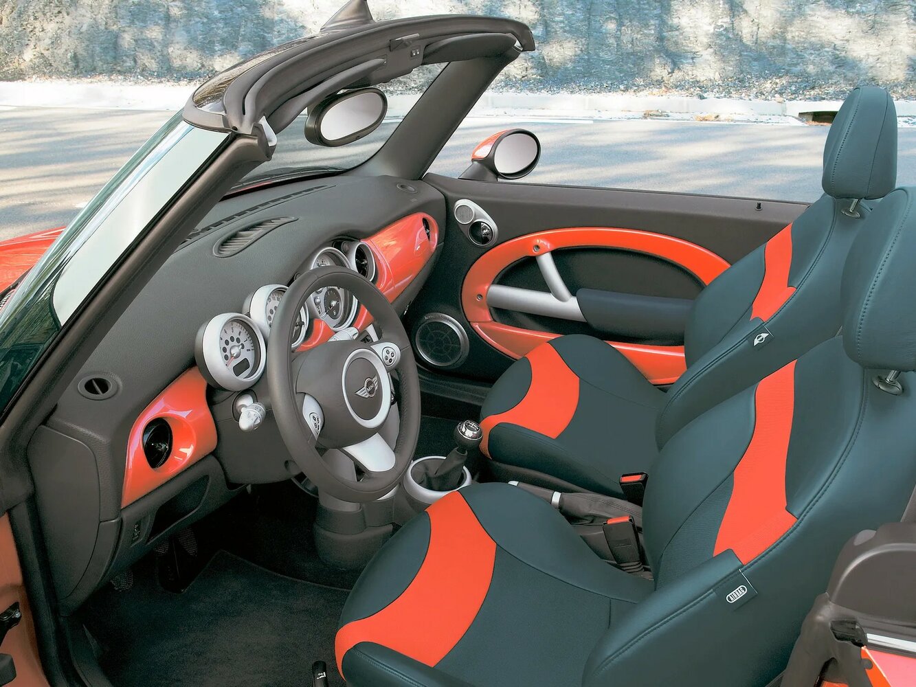 MINI Cabrio, I, 2004–2008, Convertible: Front cabin