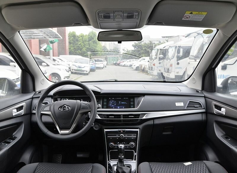 Changan Auchan A600 EV, , 2018–2022, Минивэн: Передняя панель
