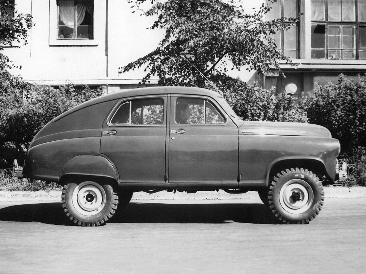 ГАЗ M-72, , 1955–1958, Sedan: Side view