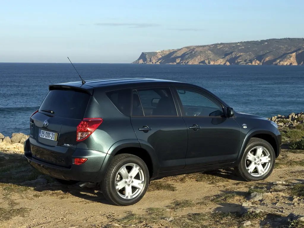 Toyota Rav4, 3 поколение, XA30, Джип/suv 5 дв., Европа, 11.2005 - 12.2008: фото поколения 4