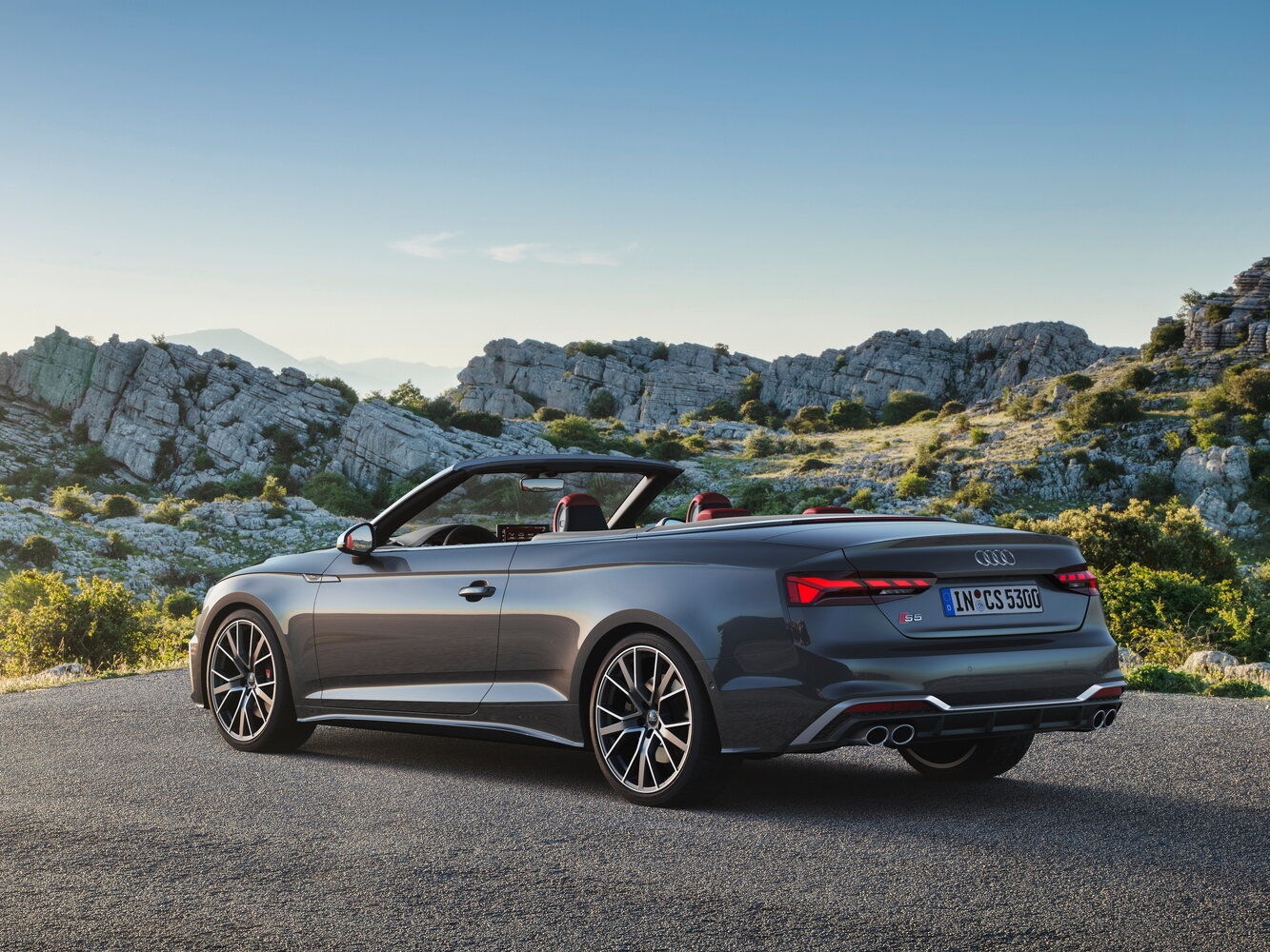 Audi S5, II (F5) Рестайлинг, 2019–2024, Кабриолет: Вид сзади в три четверти