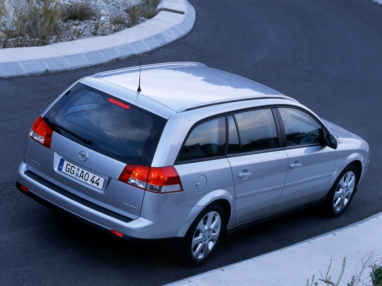Opel Vectra, C, 2002–2005, Estate 5 door: Rear three-quarter view