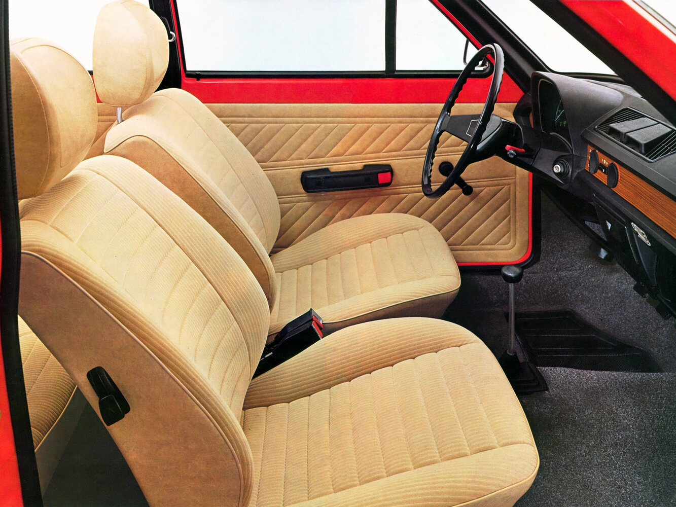Audi 50, , 1974–1978, Hatchback 3 door: Front cabin