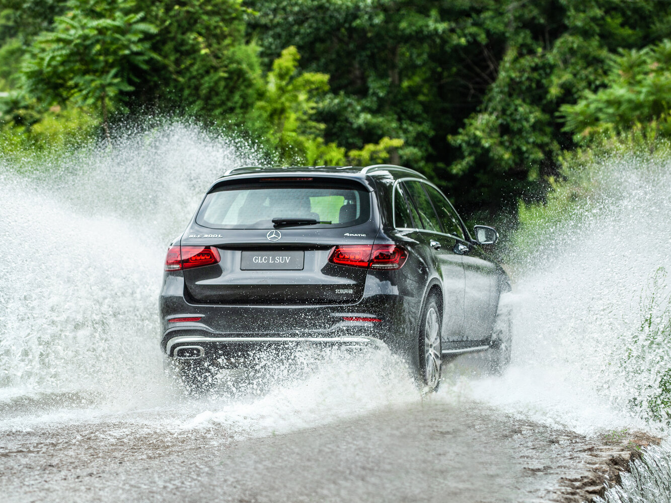 Mercedes-Benz GLC, I (X253) Рестайлинг, 2019–2022, Внедорожник 5 дв. L: Вид сзади в три четверти