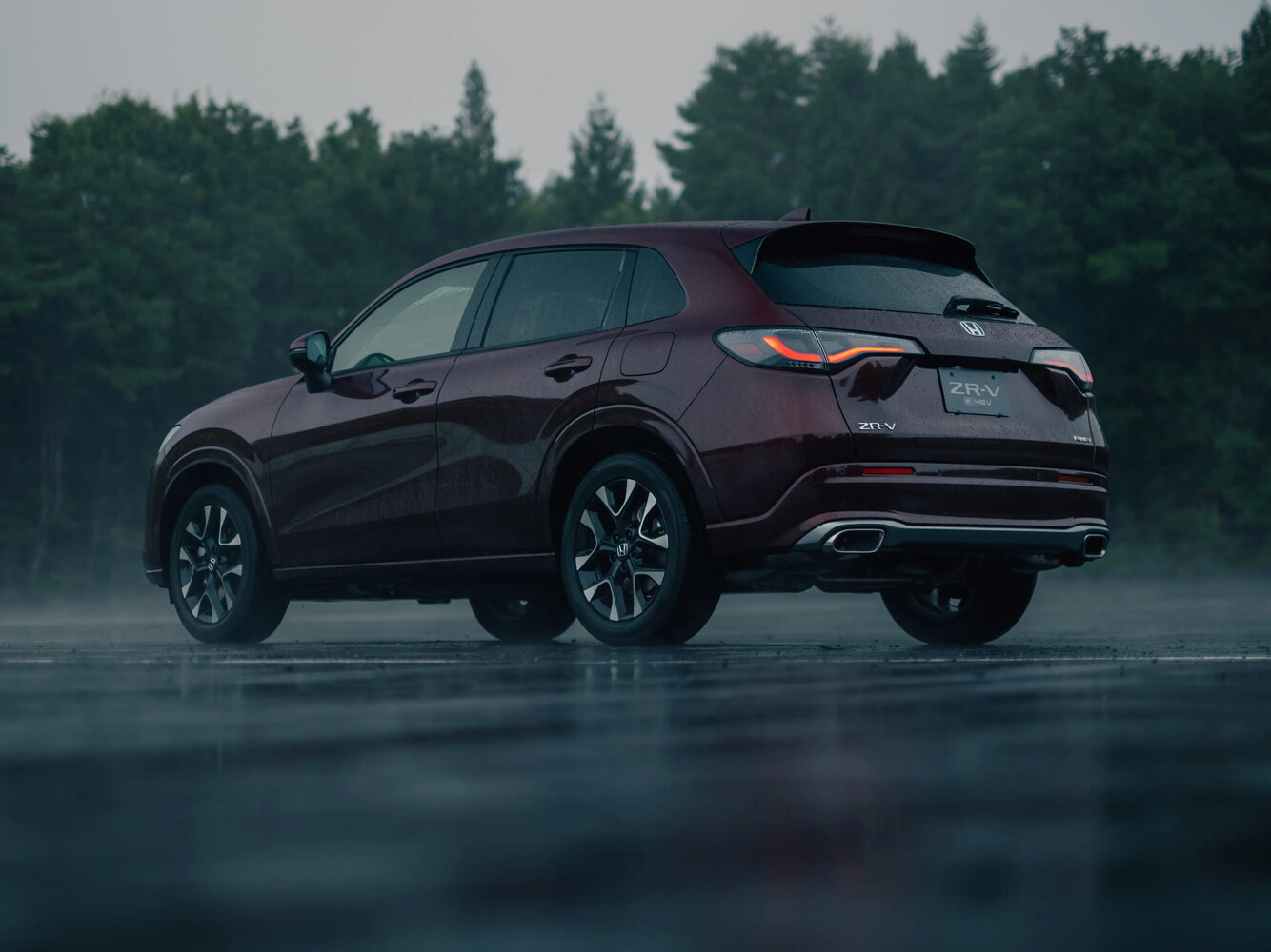 Honda ZR-V, , 2022–2026, SUV 5 door: Rear three-quarter view