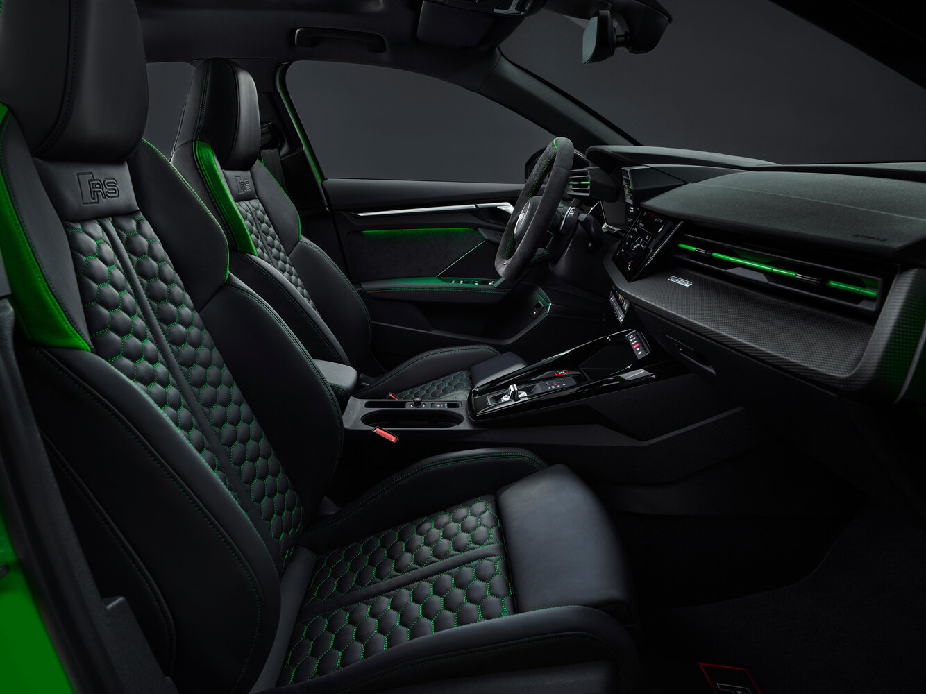 Audi RS 3, III (8Y), 2021–2024, Седан: Передняя часть салона