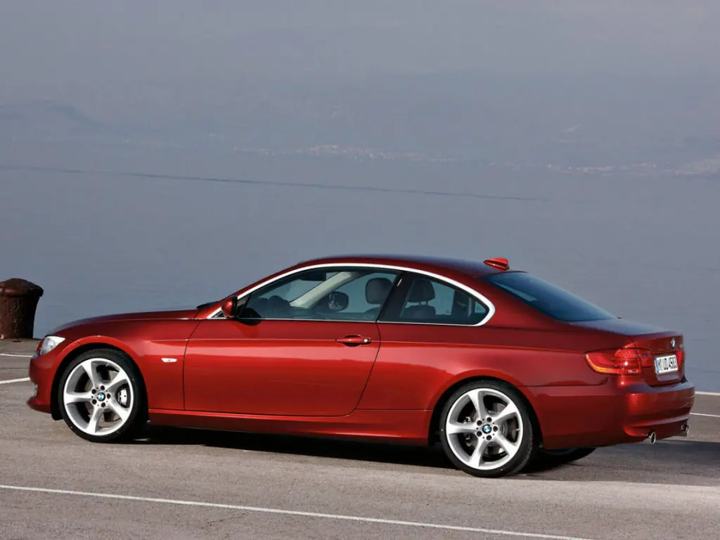 BMW 3-series, 5 поколение, E90, рестайлинг, Купе, Россия, 03.2010 - 03.2014: фото поколения 6