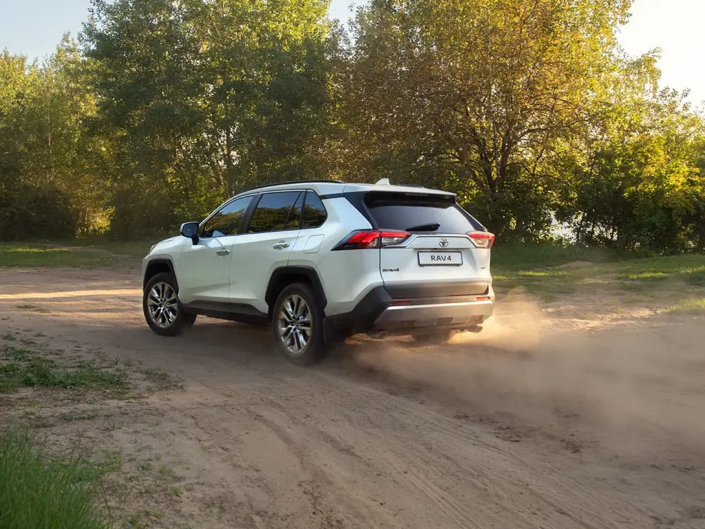 Toyota Rav4, 5 поколение, XA50, Джип/suv 5 дв., Россия, 03.2018 - 12.2022: фото поколения 3