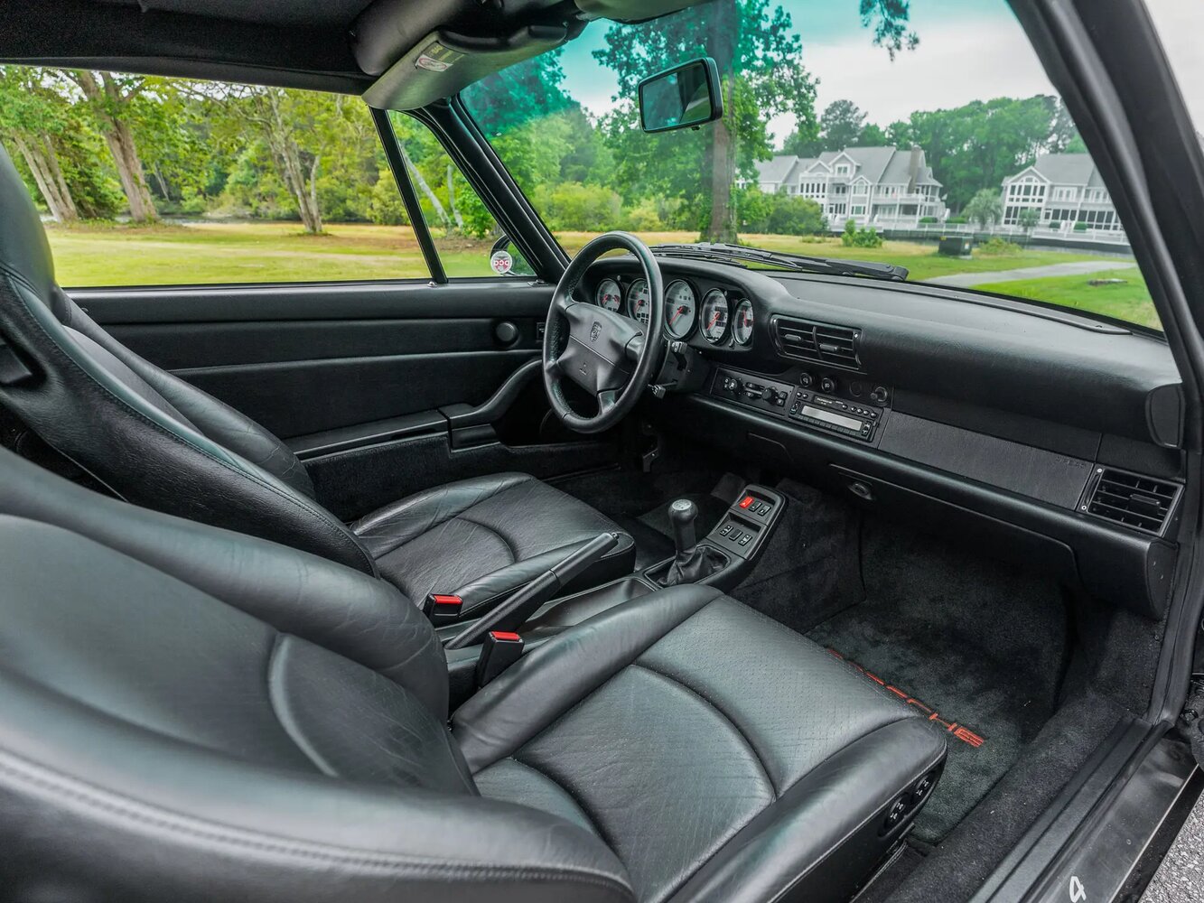 Porsche 911, IV (993), 1993–1998, Кабриолет: Передняя часть салона