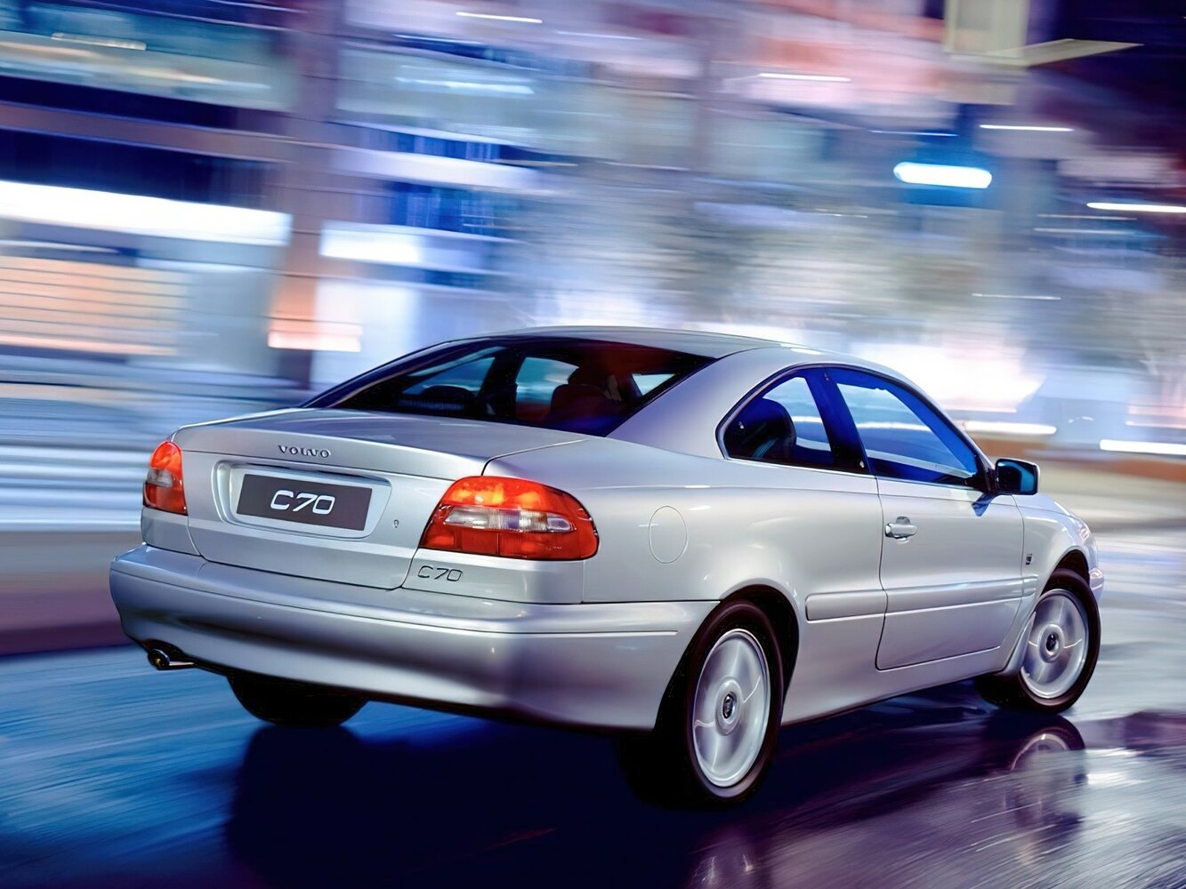 Volvo C70, I, 1997–2005, Coupe: Rear three-quarter view