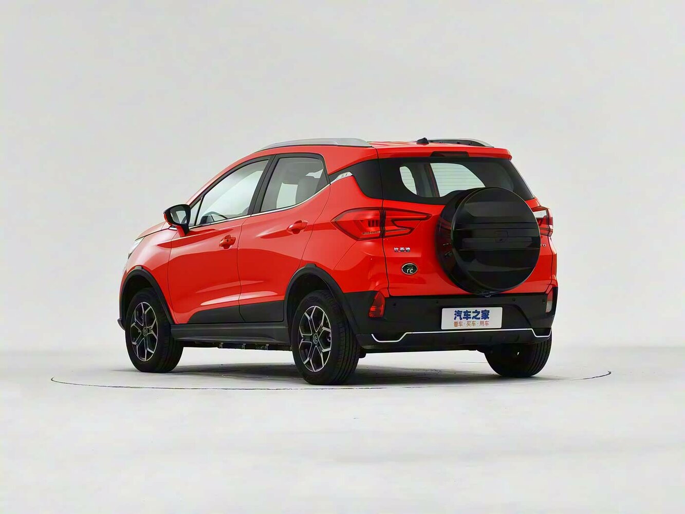 BYD Yuan, I Рестайлинг 2 (Pro), 2021–2024, Внедорожник 5 дв.: Вид сзади в три четверти