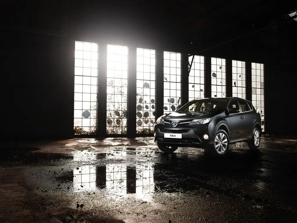 Toyota Rav4, 4 поколение, XA40, Джип/suv 5 дв., Россия, 11.2012 - 12.2015: фото поколения 9