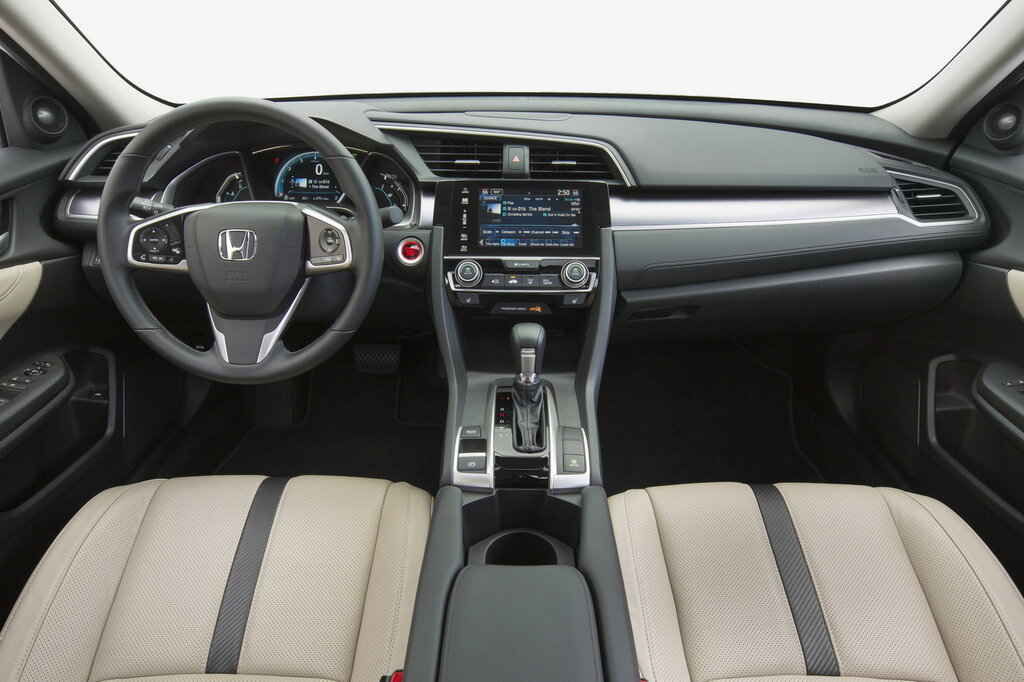 Honda Civic, 10 поколение, FC, Седан, США, 09.2015 - 07.2019: фото поколения 28