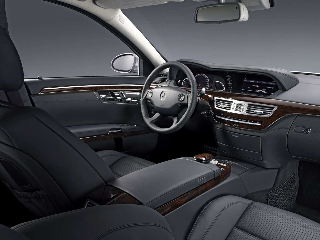 Mercedes-Benz S-Класс AMG, II (W221), 2006–2009, Sedan Long: Front cabin