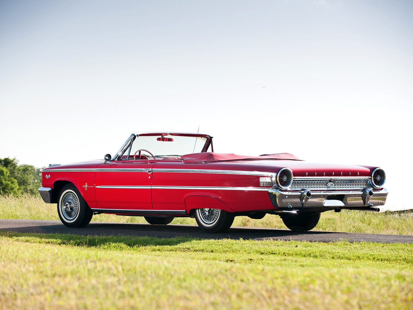 Ford Galaxie, II, 1960–1964, Кабриолет: Вид сзади в три четверти