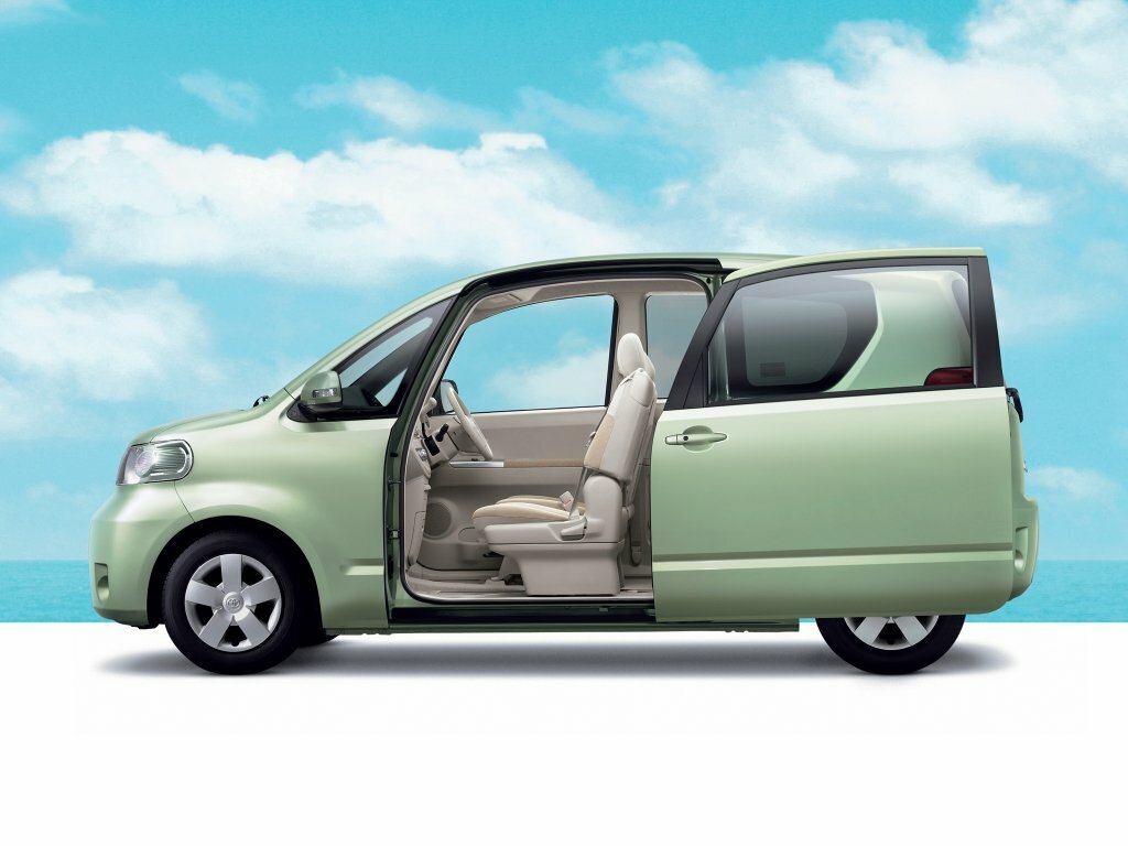 Toyota Porte, I, 2004–2012, Микровэн: Side view
