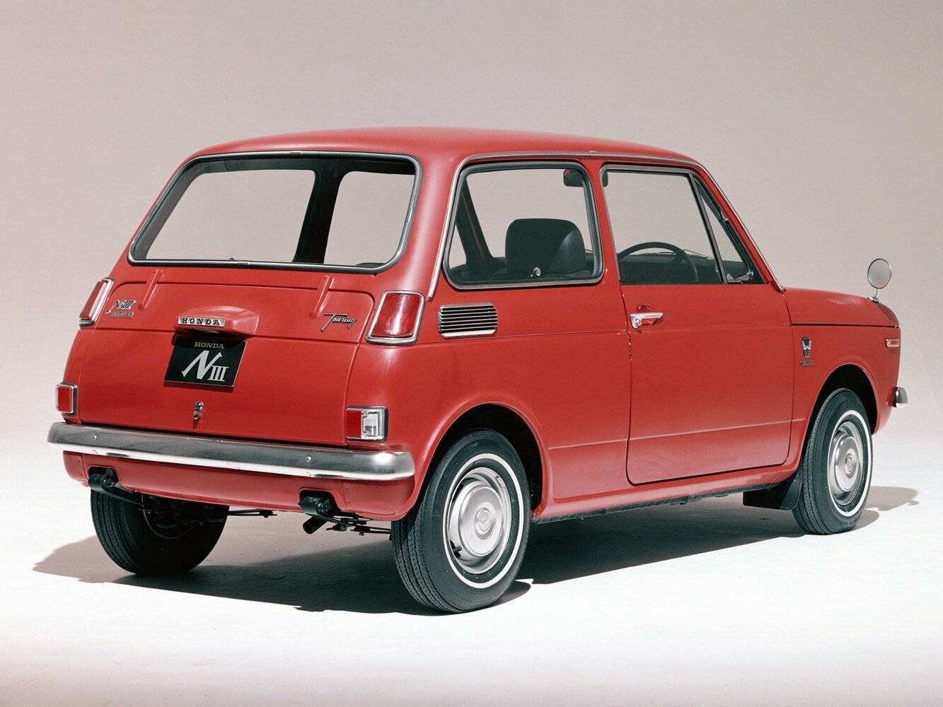Honda N360, I, 1969–1970, Sedan 2 door: Rear three-quarter view