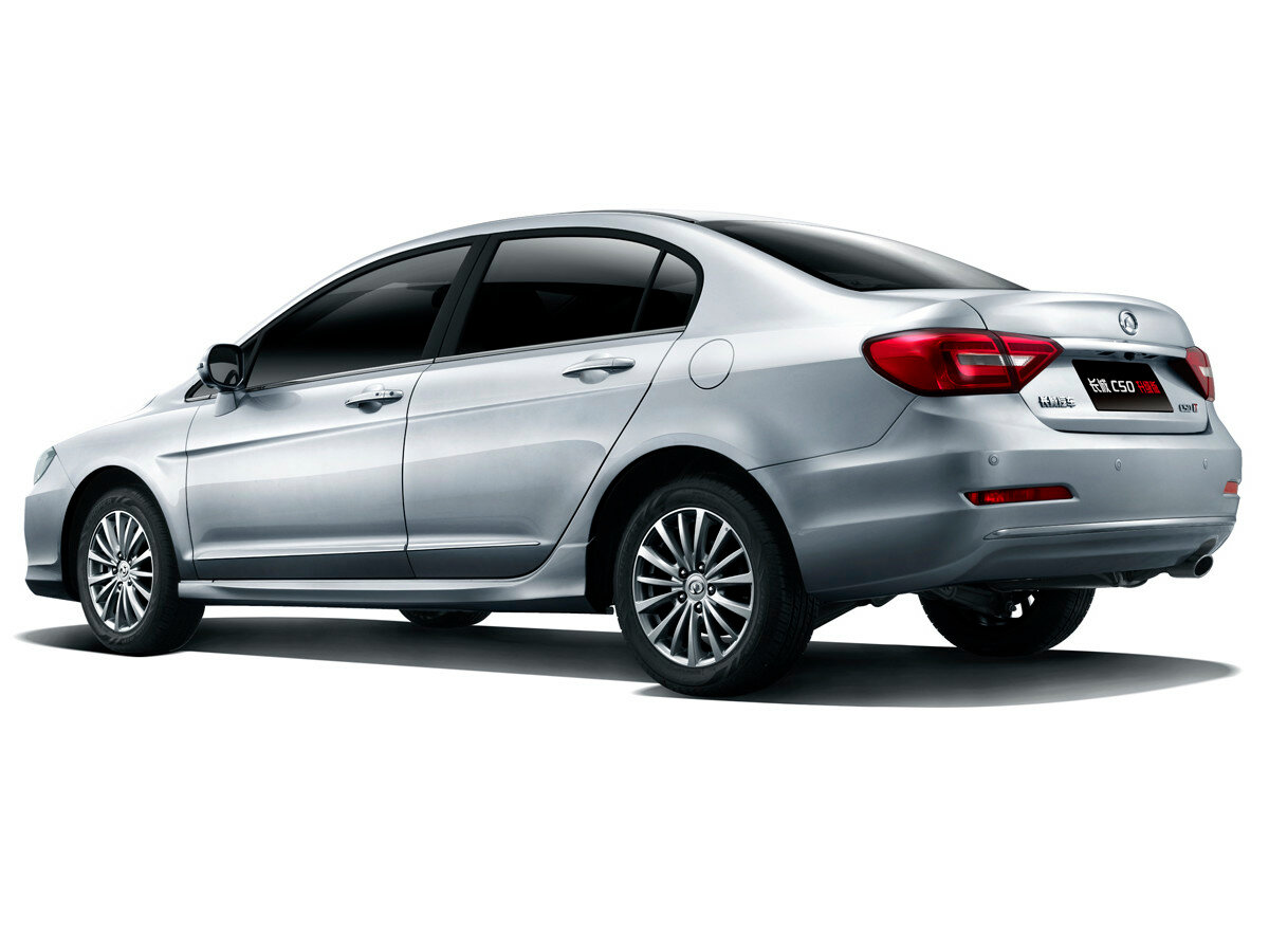 Great Wall Voleex C50, I facelift, 2014–2016, Sedan: Rear three-quarter view