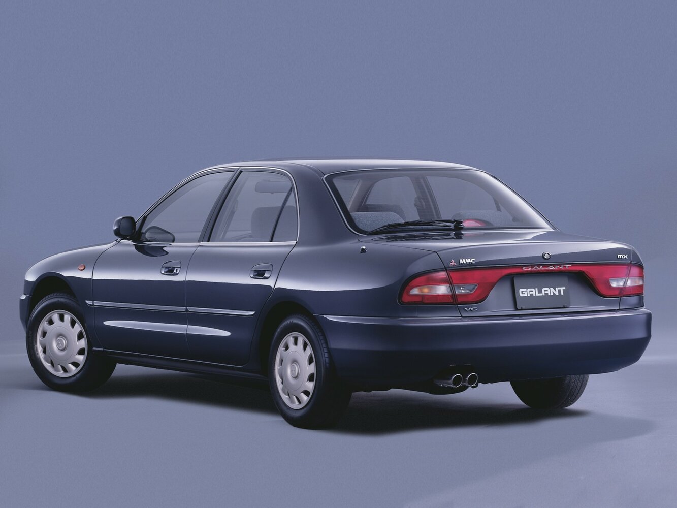 Mitsubishi Galant, VII, 1992–1997, Sedan: Rear three-quarter view