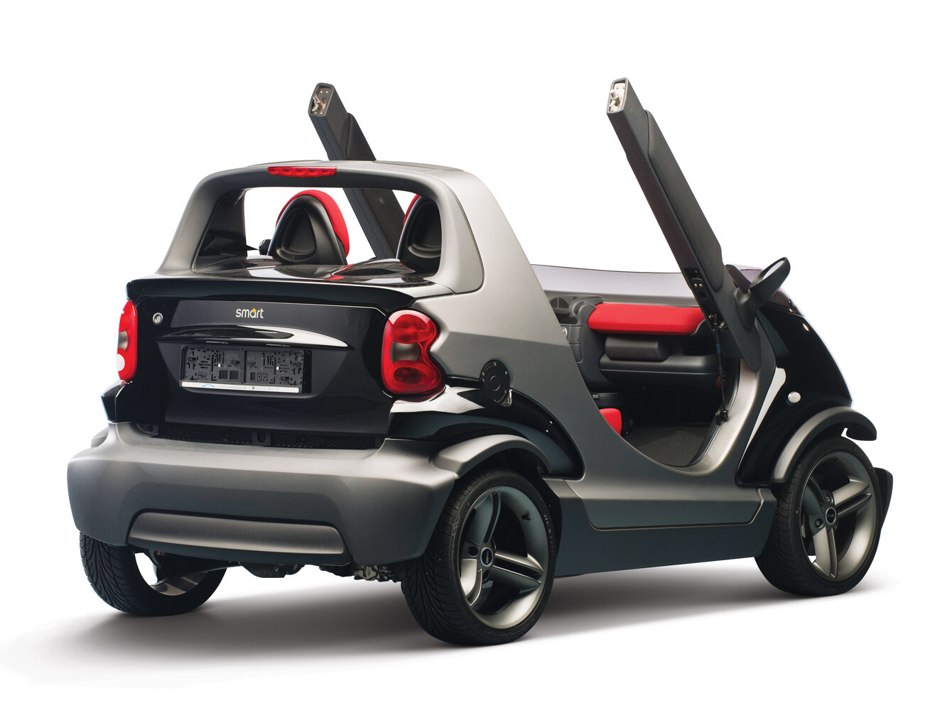Smart Fortwo, I, 1998–2004, Спидстер Crossblade: Вид сзади в три четверти