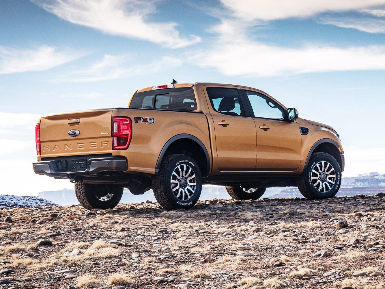 Ford Ranger, T6 Рестайлинг 2, 2018–2022, Пикап Двойная кабина: Вид сзади в три четверти
