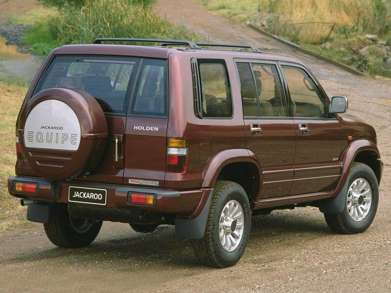 Holden Jackaroo, , 1998–2003, Внедорожник 5 дв.: Вид сзади в три четверти