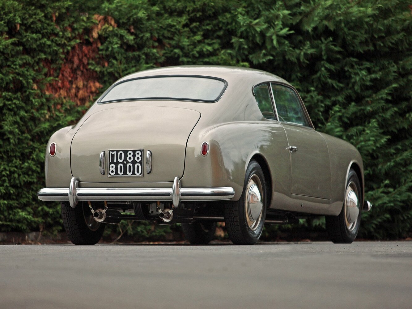 Lancia Aurelia, , 1950–1953, Купе: Вид сзади в три четверти