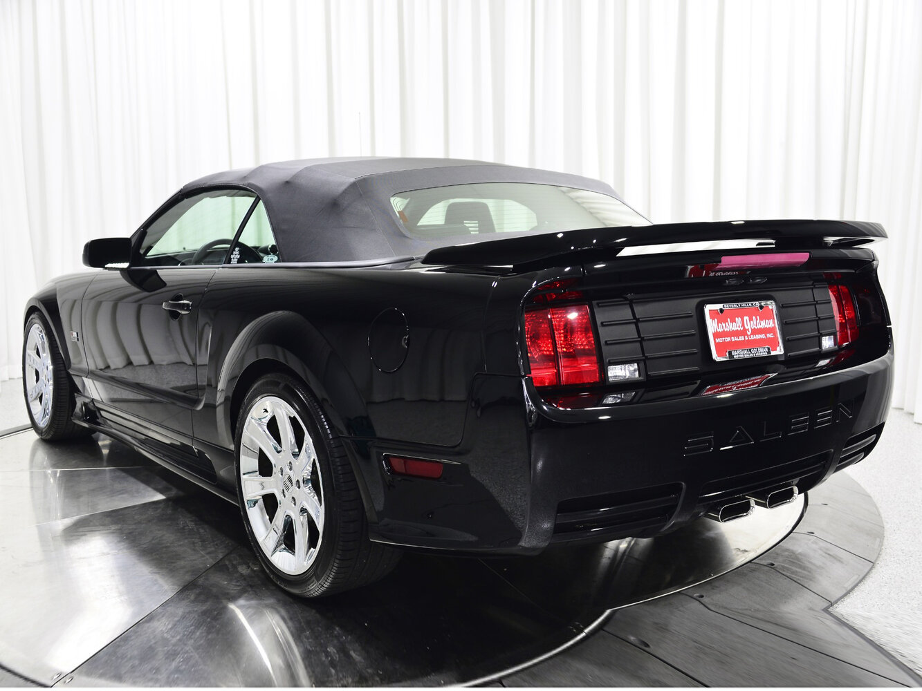 Saleen S281, , 2005–2009, Кабриолет: Вид сзади в три четверти