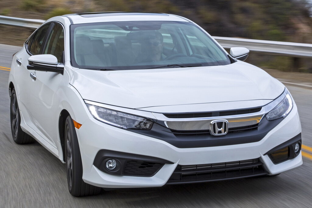 Honda Civic, 10 поколение, FC, Седан, США, 09.2015 - 07.2019: фото поколения 4