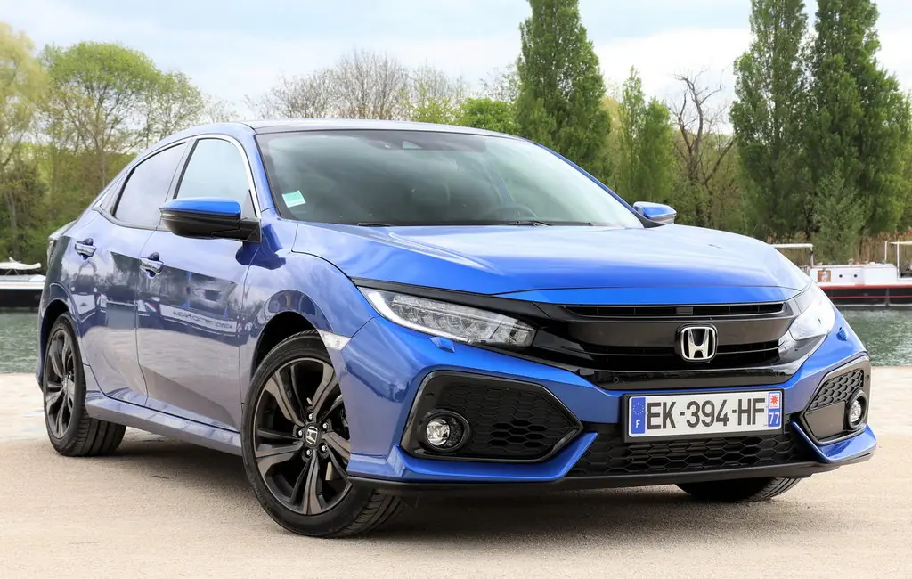 Honda Civic, 10 поколение, FK, Хэтчбек 5 дв., Европа, 12.2016 - 11.2019: фото поколения 2
