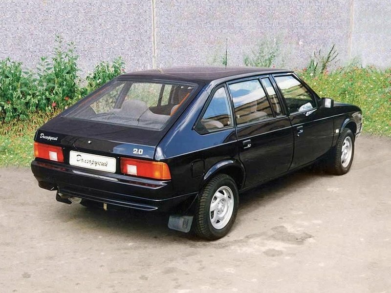 Москвич Юрий Долгорукий, , 1997–2001, Хэтчбек 5 дв.: Вид сзади в три четверти
