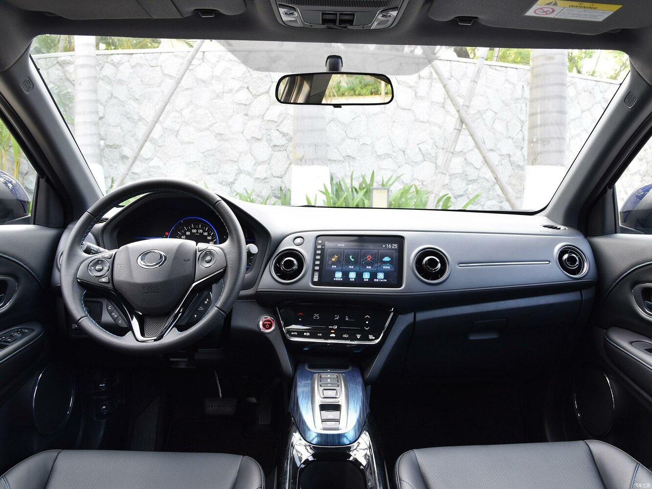 Ciimo (Dongfeng-Honda) X-NV, , 2019–2021, SUV 5 door: Dashboard