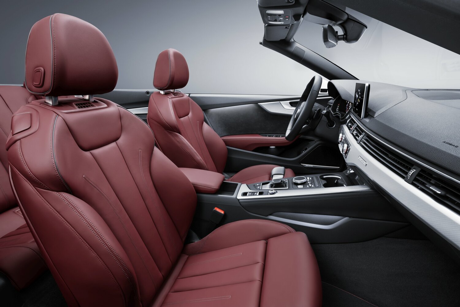 Audi A5, II (F5), 2016–2020, Кабриолет: Передняя часть салона